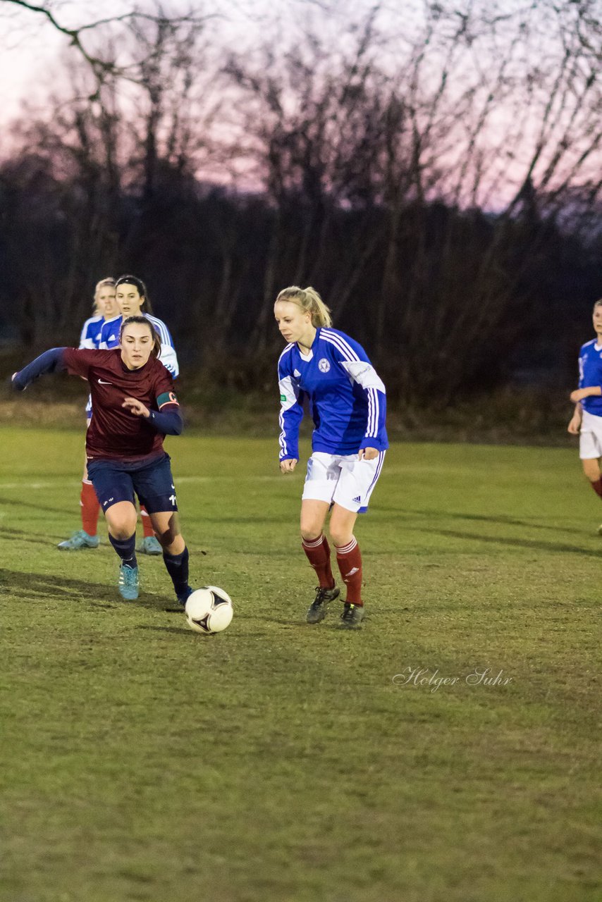 Bild 130 - wBJ Krummesser SV - Holstein Kiel : Ergebnis: 0:3